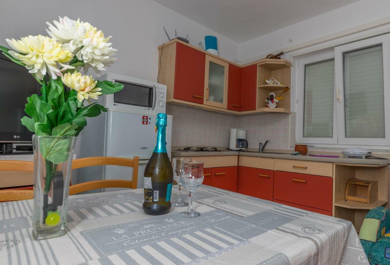 דראמליי Apartman Zlatica מראה חיצוני תמונה