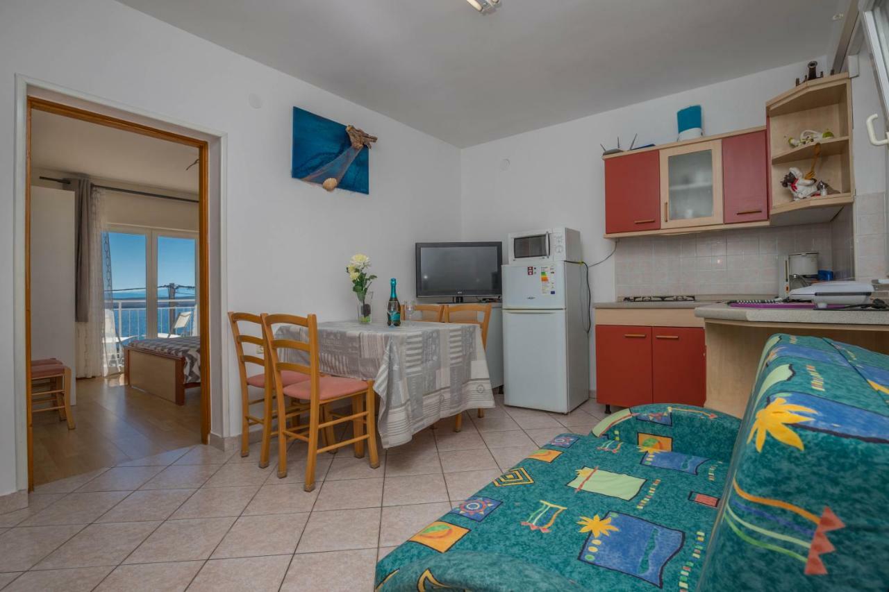 דראמליי Apartman Zlatica מראה חיצוני תמונה
